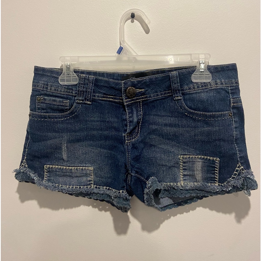 Short dark blue jeans